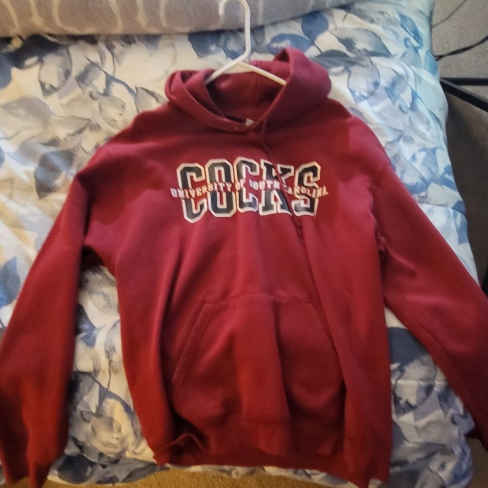 Women's medium pull over and sweat shirt